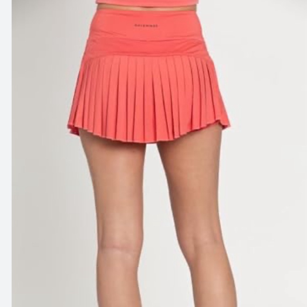 Goldhinge skirt - worn twice - size medium